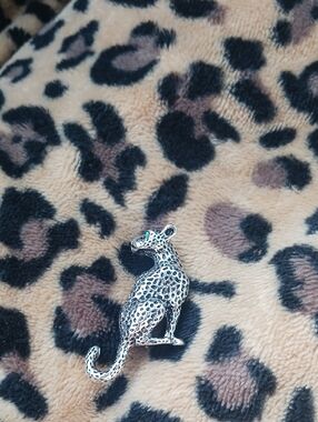 Silver Leopard Pendant Charm